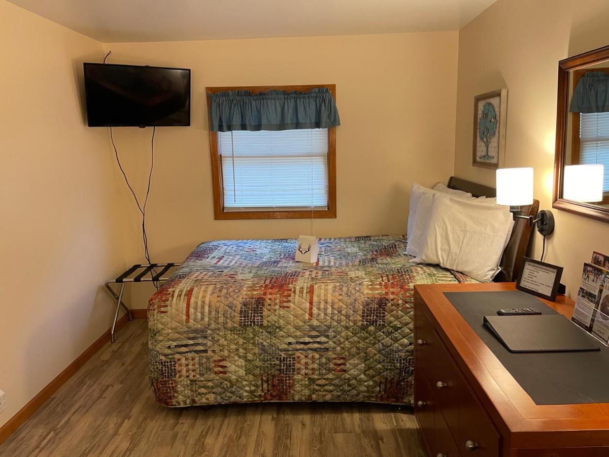 Whitetail Creek Resort Lead Екстериор снимка