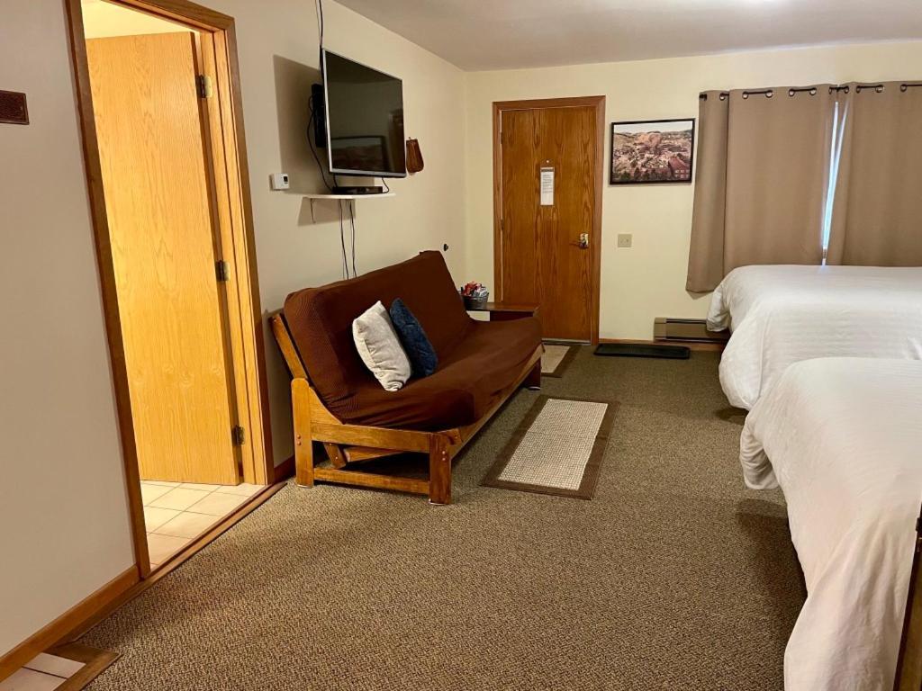 Whitetail Creek Resort Lead Екстериор снимка